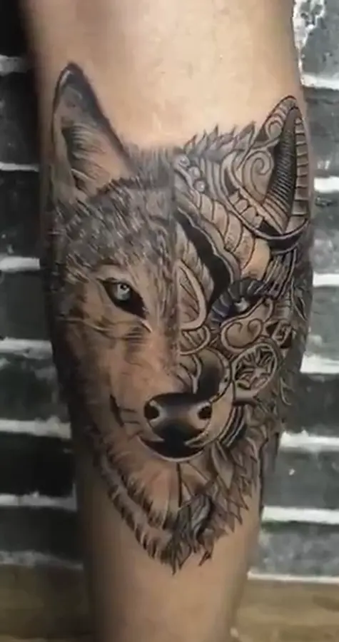 Wolf tattoo on leg for men